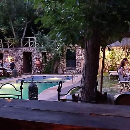 Riad Des Vieilles Charrues Boumalne Exteriör bild